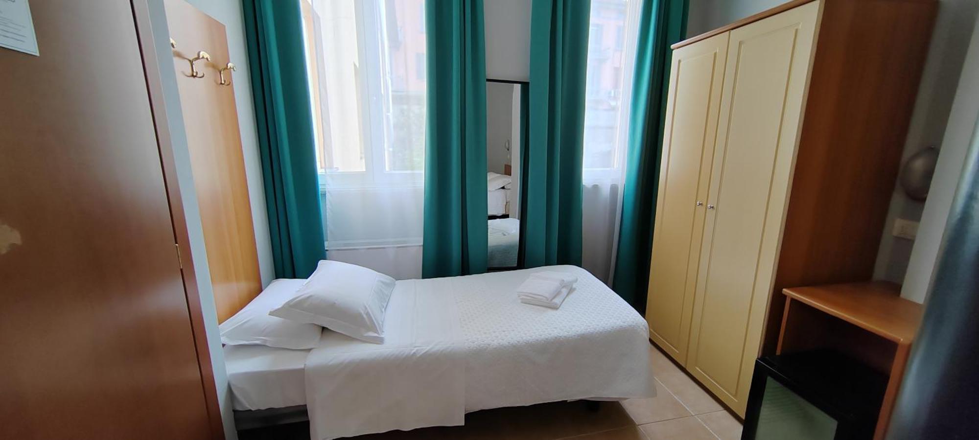 Hotel Nuovo Rondo Сесто Сан Джовани Екстериор снимка